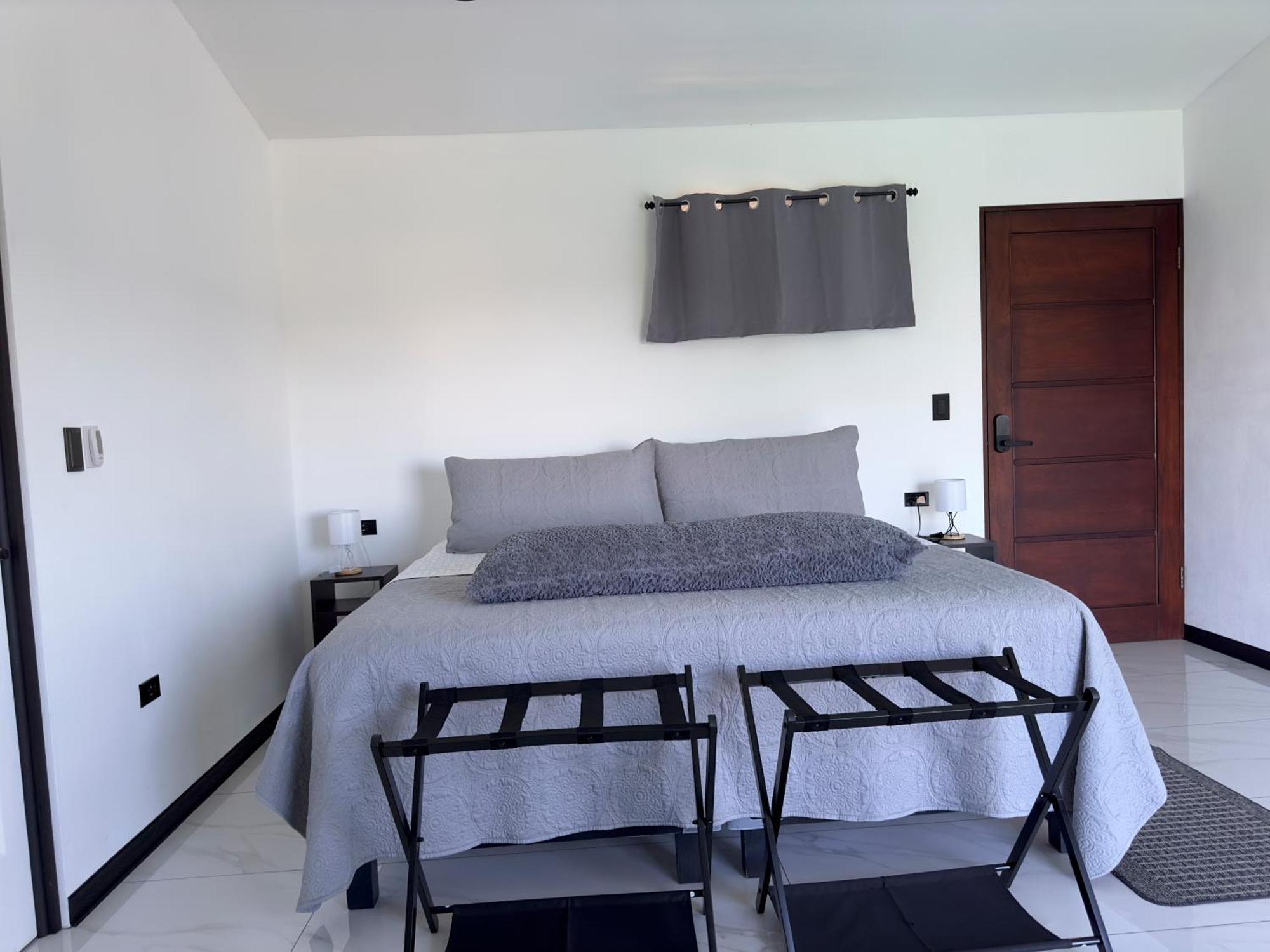 Black & White Apartments Monteverde ภายนอก รูปภาพ
